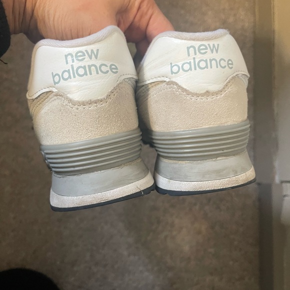 New Balance 574 Beige Sneakers - Picture 5 of 7